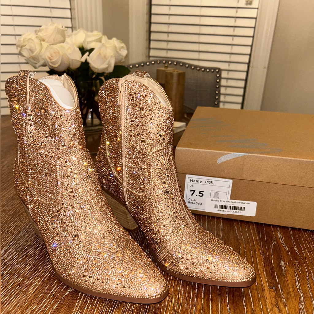 Brand New Never Been Worn MiMi Brand Gold Rhinestone Booties Size 75